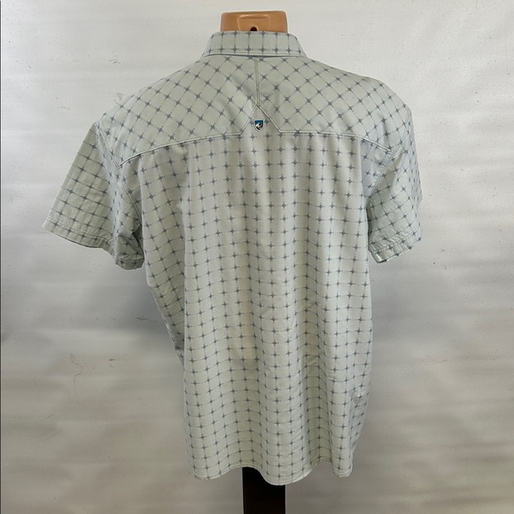 Kuhl short sleeve button down shirt.  XXL - Picture 6 of 8